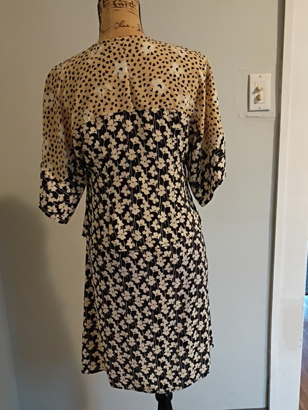 Cabi Patterned Two-Piece Dress Set in Black, White & Rust Floral - Picture 4 of 9